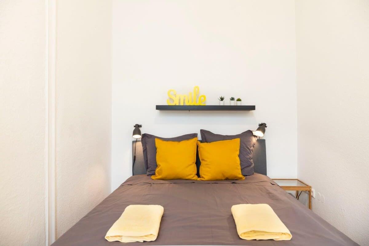 Spacious Family Apartment At Mauerpark Plus Selfcheckin Berlino Esterno foto